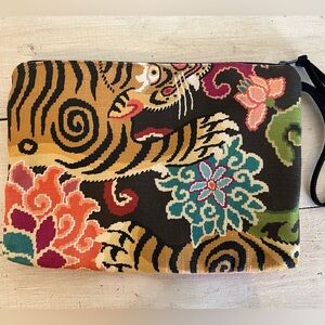 Atenti Multicolor Patterned Tiger Zip Bag Clutch Makeup